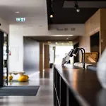 Airport Hotel, Отель