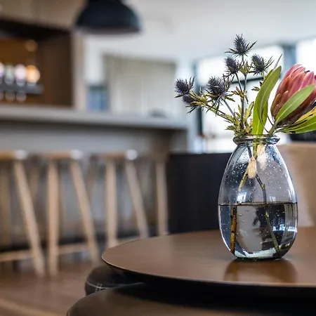 Hotel Airport Hotel,