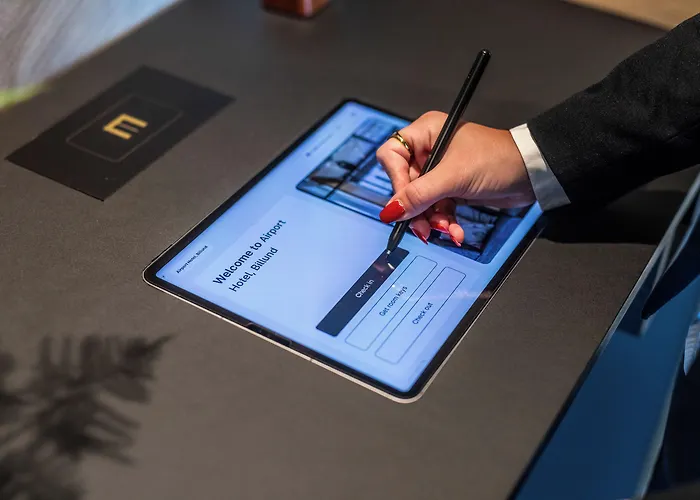 Airport Hotel, Hotel 3*